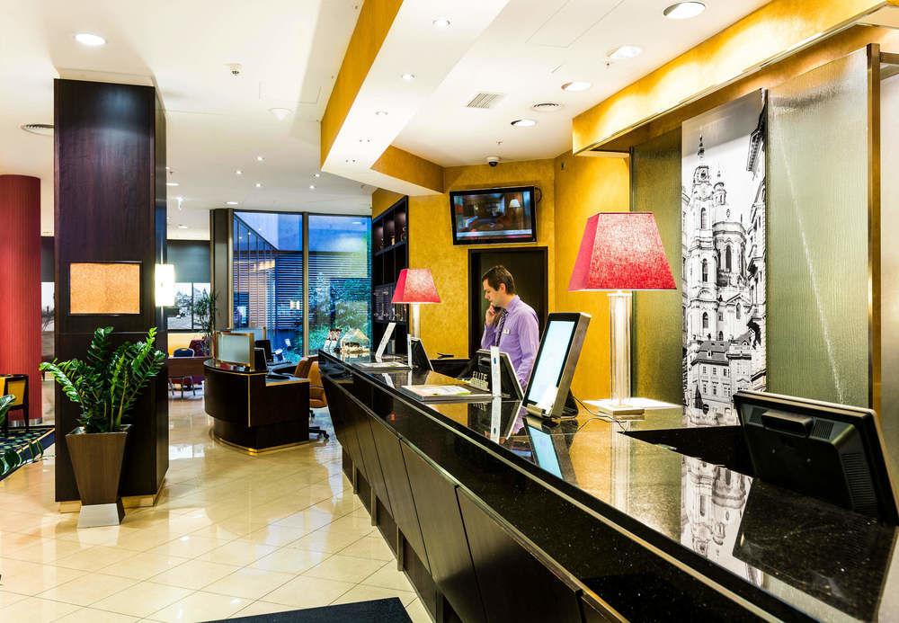 Courtyard By Marriott Prague City Exterior photo