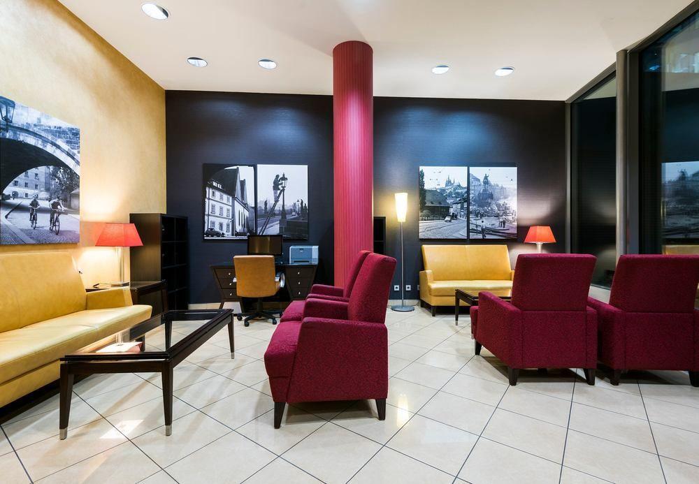 Courtyard By Marriott Prague City Exterior photo