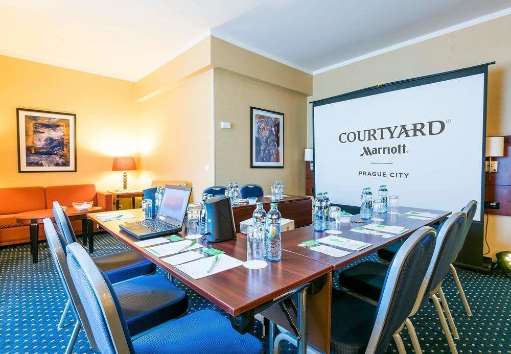 Courtyard By Marriott Prague City Exterior photo