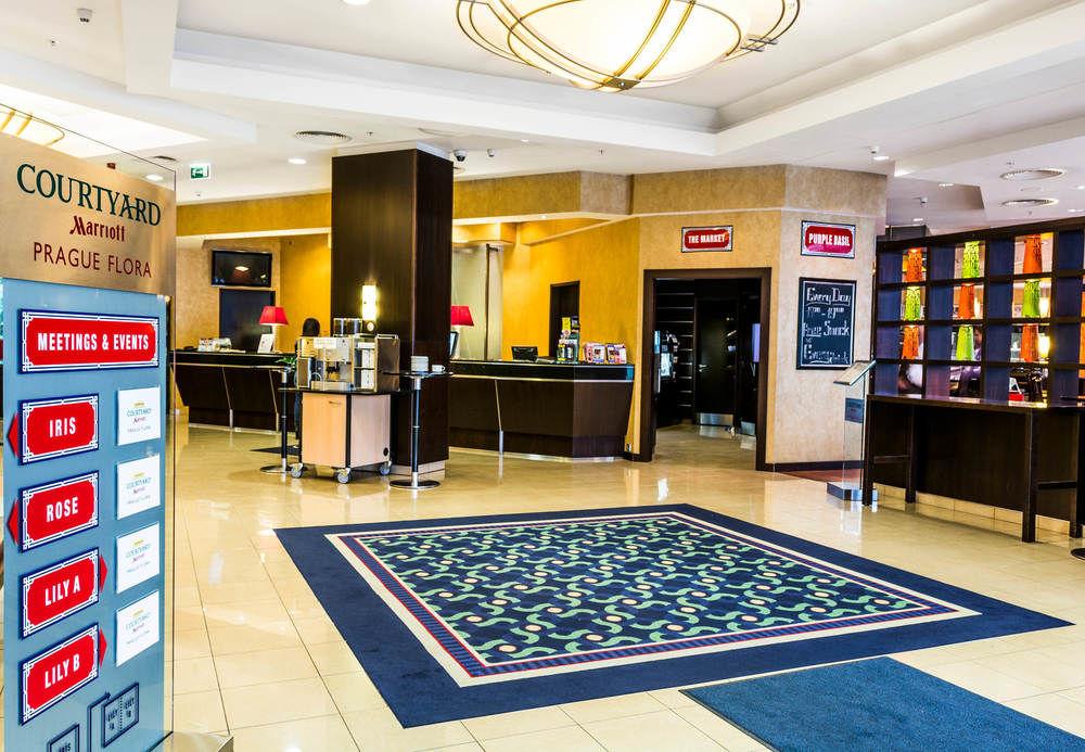 Courtyard By Marriott Prague City Exterior photo