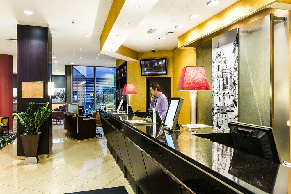 Courtyard By Marriott Prague City Exterior photo